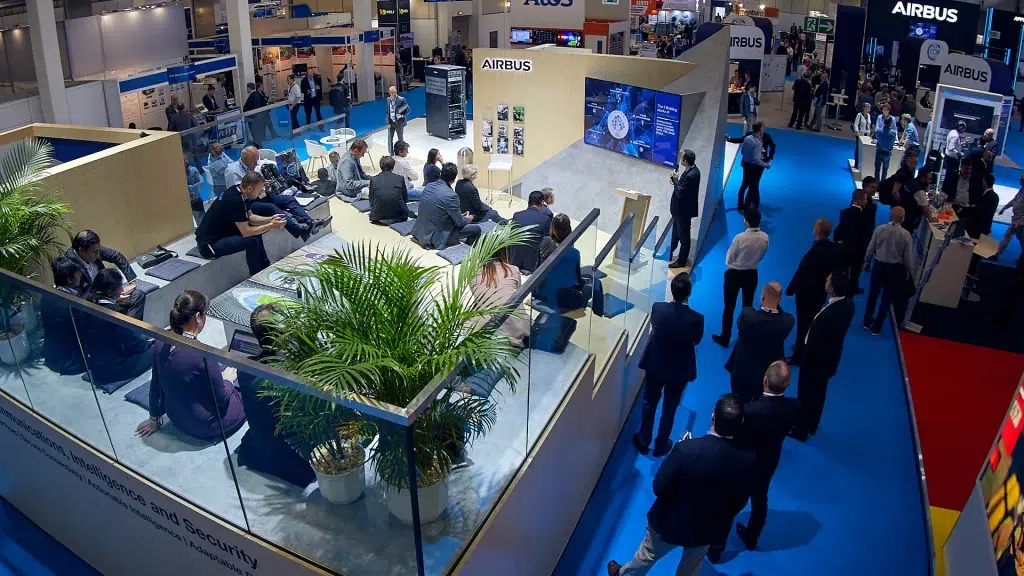 liwlig tapaus case exhibitions and spaces airbus critic 008